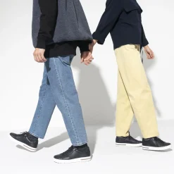 Bend Low*Birkenstock Store